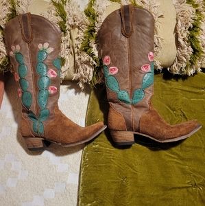 Junk Gypsy - Tall Cactus Boots 7.5